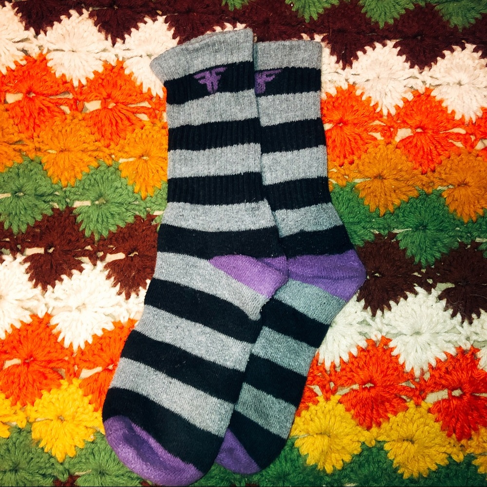 Fallen socks OS